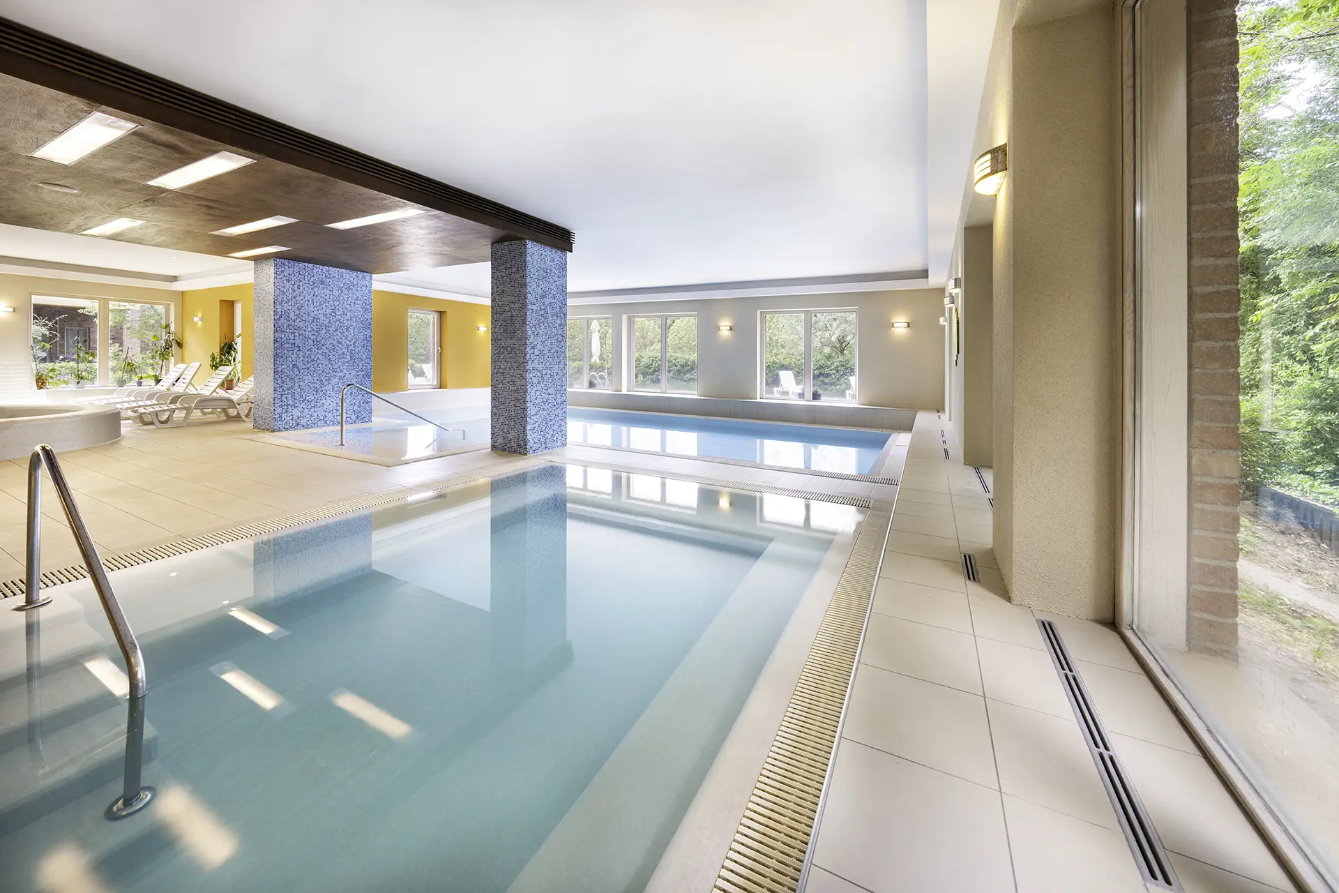 Spa Kezelőhelyiség Spa kezelőhelyiség belső tere a Royal Club Hotelben, üzleti fotózás